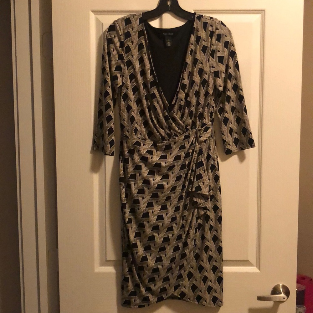 WHBM black/cream 3/4 sleeve dress, size 6